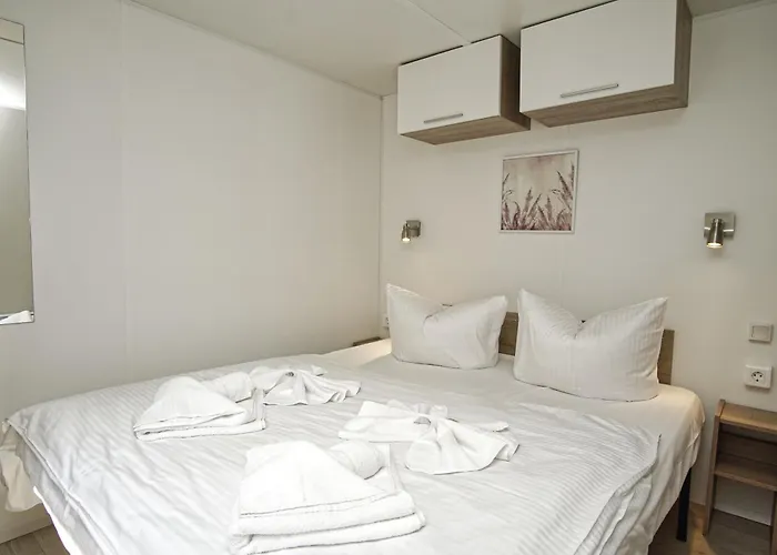 Holiday home Tiny Nr 818 *