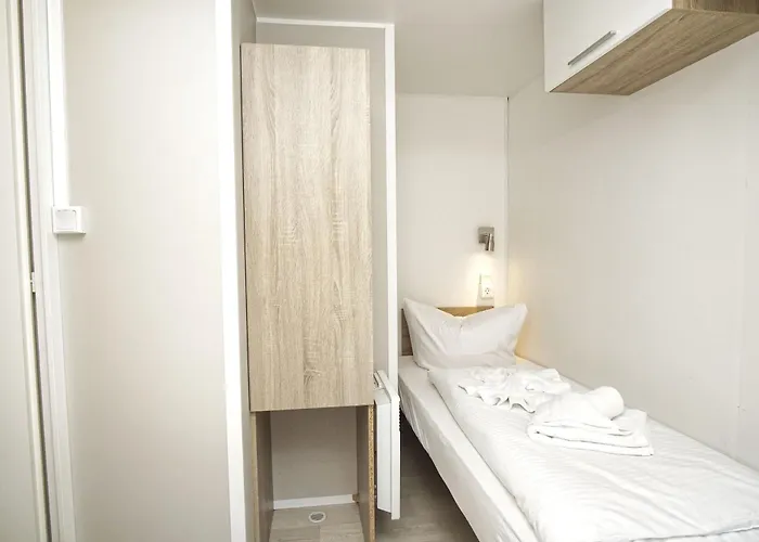 Tiny Nr 818 Goehren (Ruegen)